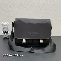 prada aaa homme mini sac a main s_123b376